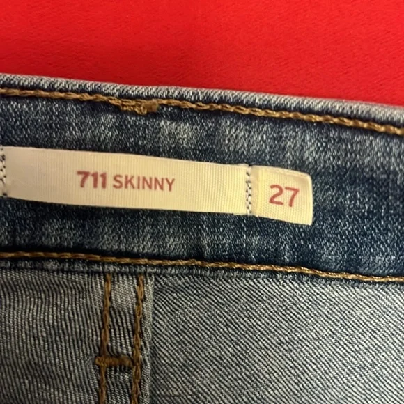 LEVIS 711 Skinny Short Size 27 - Picture 5 of 5